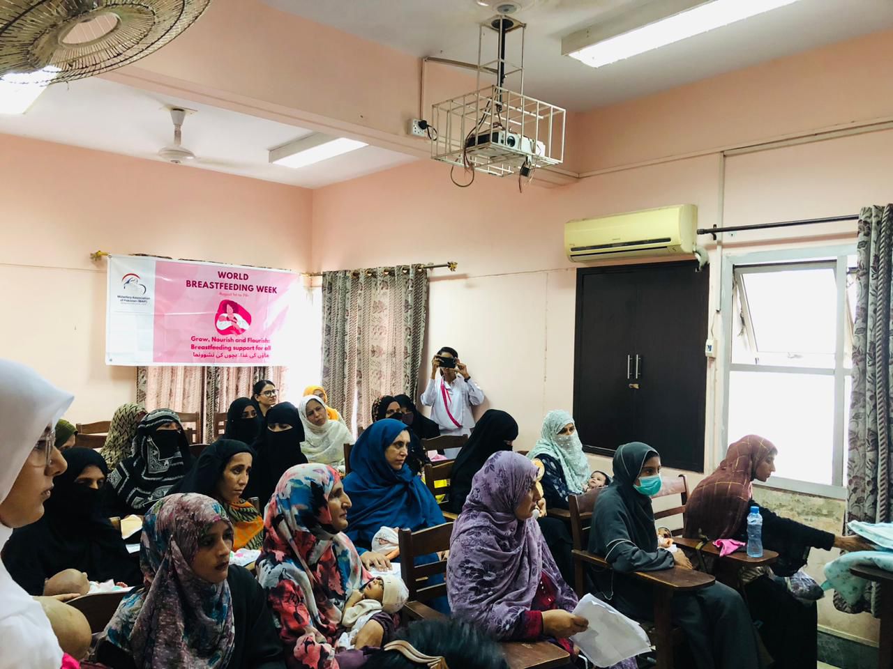 celebrating-world-breastfeeding-week-at-nich-in-sindh