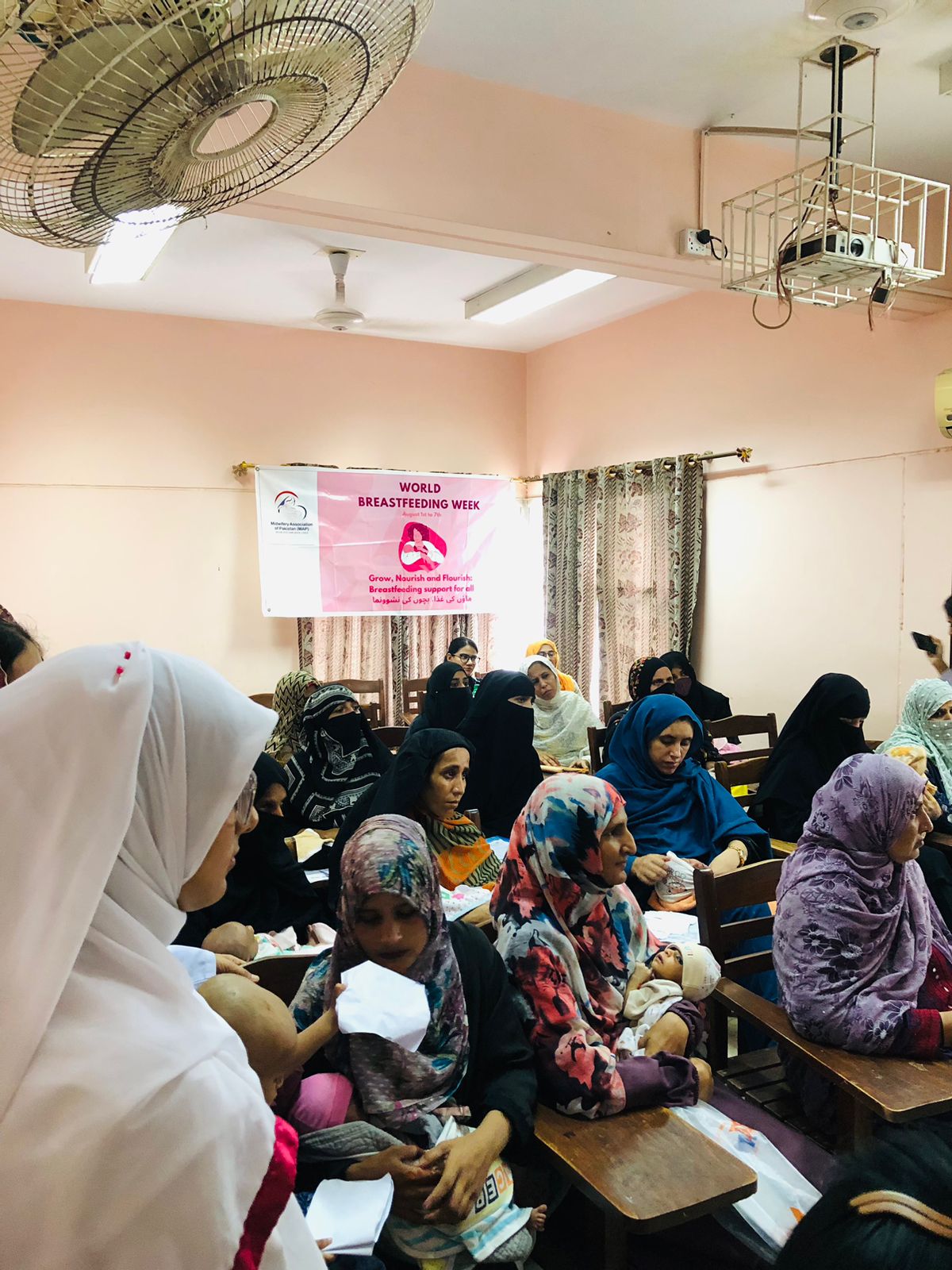 celebrating-world-breastfeeding-week-at-nich-in-sindh