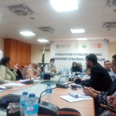 tasneem-afshan-vice-president-of-the-midwifery-association-of-pakistan-map-participated-in-the-consultative-meeting-01